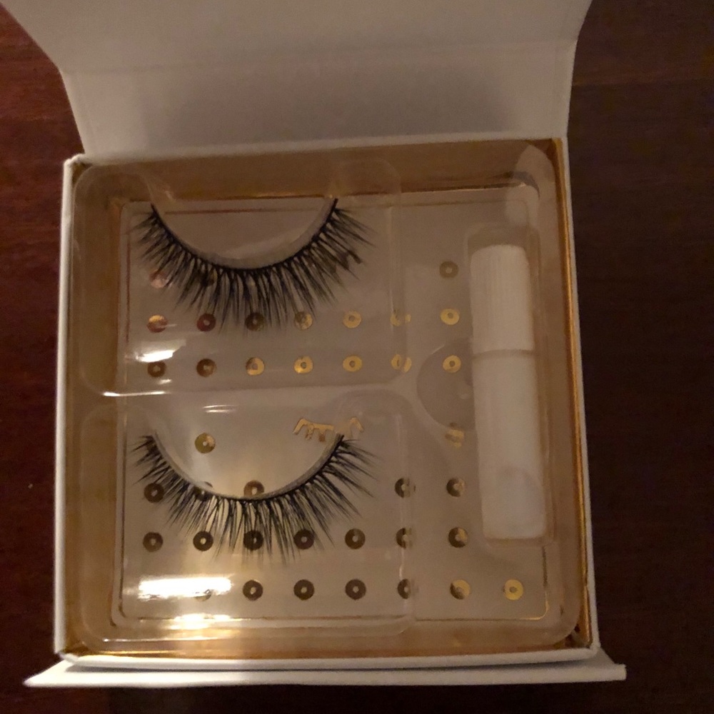 Battington lashes